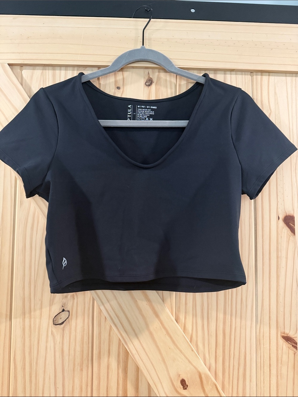 P'tula Black Scoop Neck Performance Crop Top